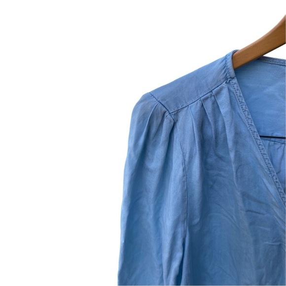 Vince Camuto Side Tie Surplice Top I Size:L - Picture 4 of 13